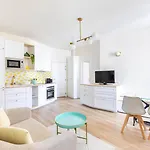 Guestready - Apt Moderne - Direct Champs Elysees *