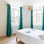 Apartmán Guestready - Apt Moderne - Direct Champs Elysees *