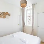 Apartmán Guestready - Apt Moderne - Direct Champs Elysees *