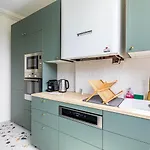 Guestready - Apt Moderne - Direct Champs Elysees *