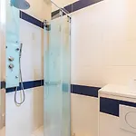 Guestready - Apt Moderne - Direct Champs Elysees
