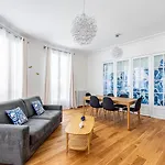 Guestready - Apt Moderne - Direct Champs Elysees Apartmán