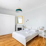 Guestready - Apt Moderne - Direct Champs Elysees * Clichy