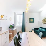 Apartmán Guestready - Apt Moderne - Direct Champs Elysees