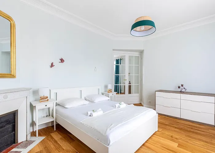 Guestready - Apt Moderne - Direct Champs Elysees クリシー